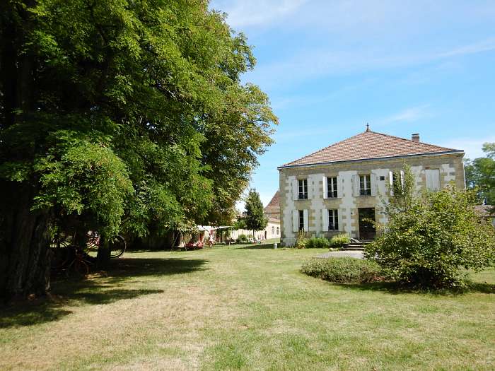 Domaine Naturiste Château Guiton - D&F